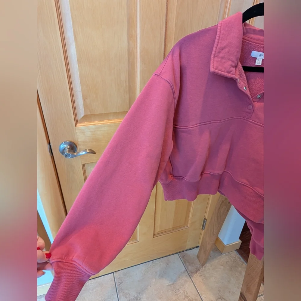 BP Pink Fleece Cropped Pullover With Button Collar - Picture 3 of 6